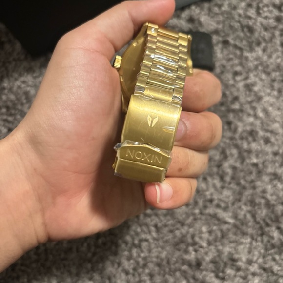 Nixon Sentry Gold Watch - Picture 5 of 10